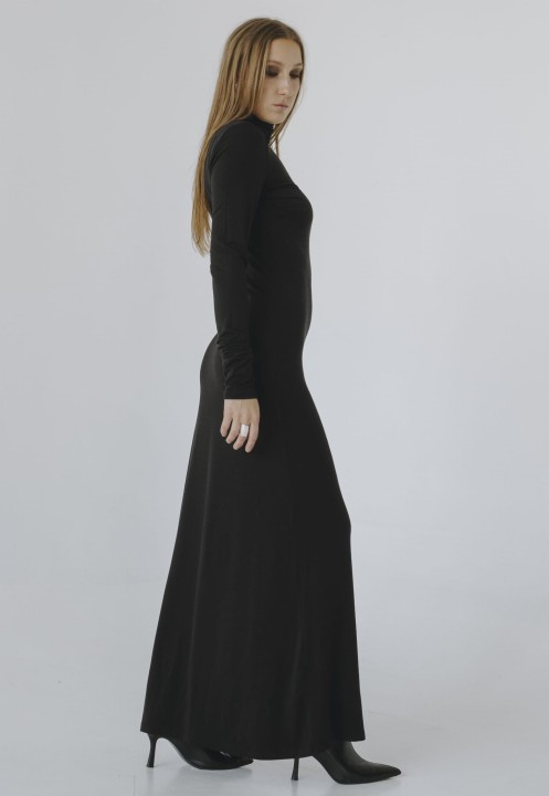 dluga sukienka z dlugim rekawem