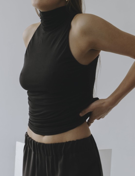 Dzianinowy czarny top