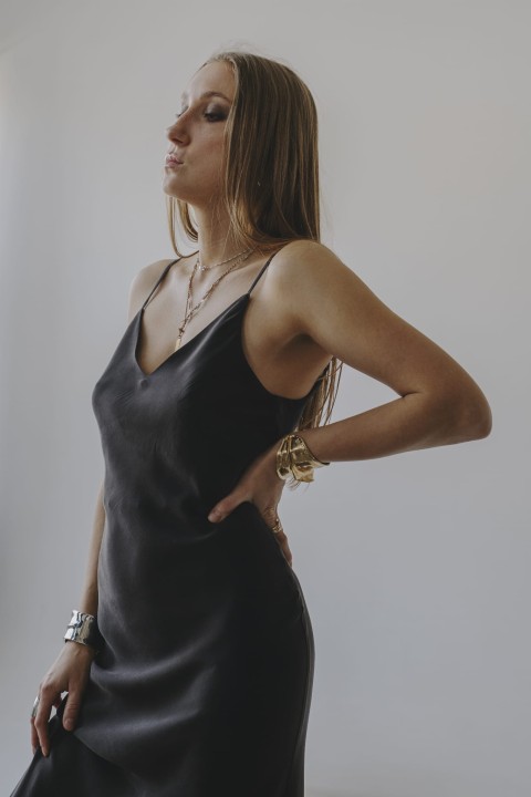 czarna bielizniana sukienka