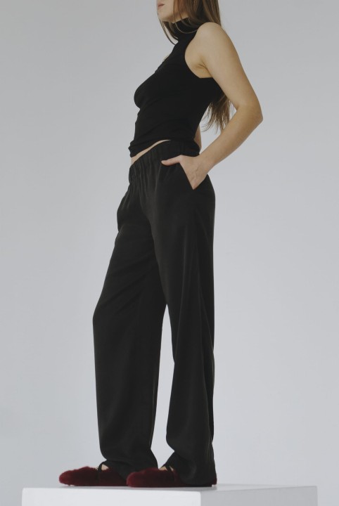 luzne spodnie z gumka w pasie