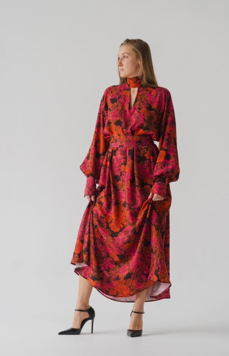 sukienka w kwiaty maxi z szarfa