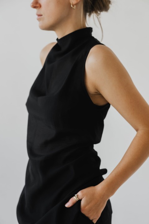 transparentny top halter