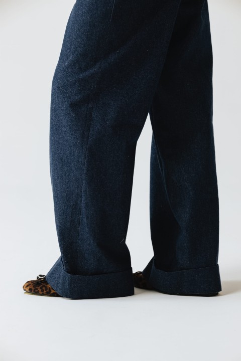 spodnie z mankietami