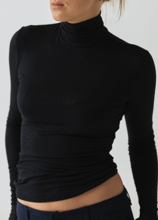 czarny golf z kaszmirem