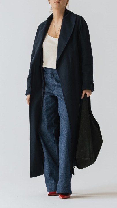 wiosenny granatowy trencz maxi