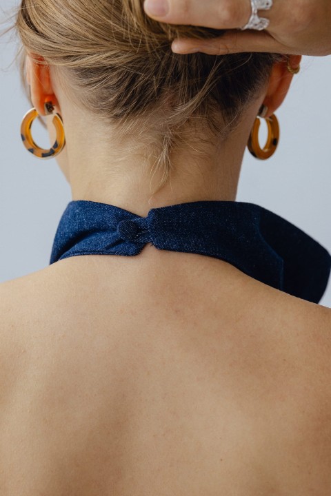 jeansowy top halter zapinany na szyi