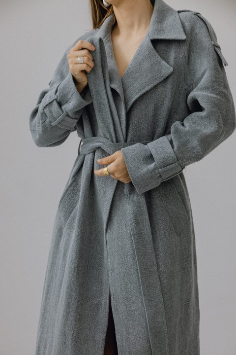 wiosenny lniany trencz