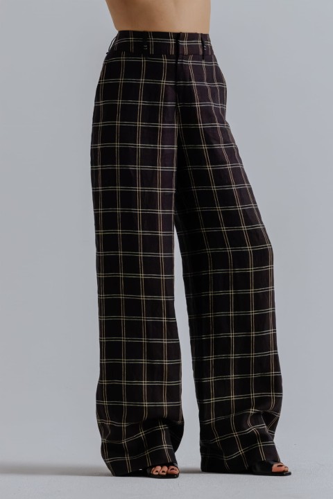 damskie spodnie w kratke z prosta nogawka