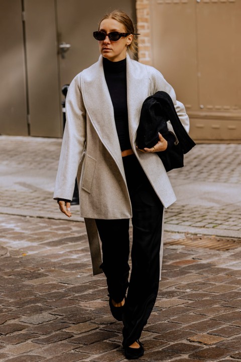 welniany plaszcz damski ecru