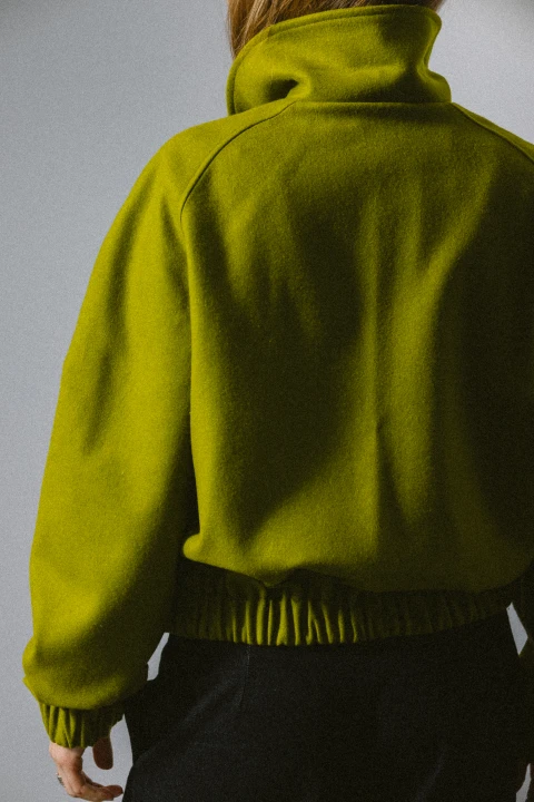 oliwkowa_welniana_bomberka