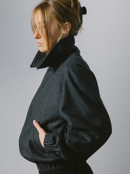 szara_kurtka_bomberka_damska